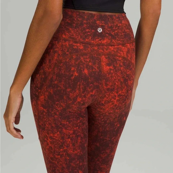 LULULEMON Wunder Train HR CROP 23" Denim Wash Print Autumn Red Black Size 20 - Picture 2 of 10
